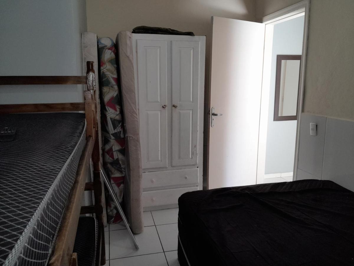 Sunny Apartamentos De 1 E 2 Dormitorios Na Martin De Sa Proximo A Praia Caraguatatuba Dış mekan fotoğraf