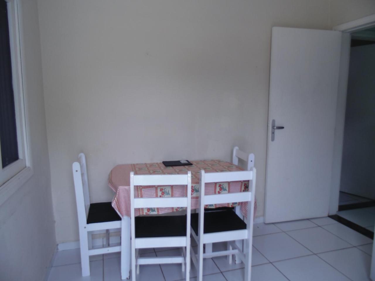 Sunny Apartamentos De 1 E 2 Dormitorios Na Martin De Sa Proximo A Praia Caraguatatuba Dış mekan fotoğraf