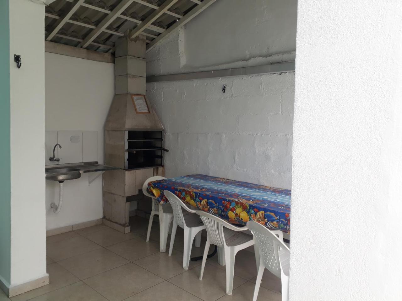 Sunny Apartamentos De 1 E 2 Dormitorios Na Martin De Sa Proximo A Praia Caraguatatuba Dış mekan fotoğraf