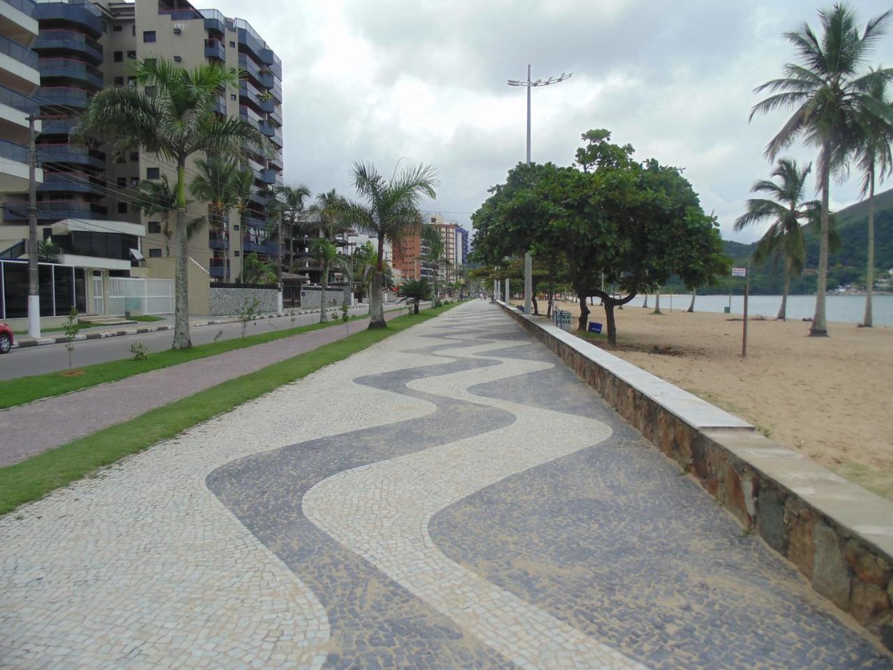 Sunny Apartamentos De 1 E 2 Dormitorios Na Martin De Sa Proximo A Praia Caraguatatuba Dış mekan fotoğraf