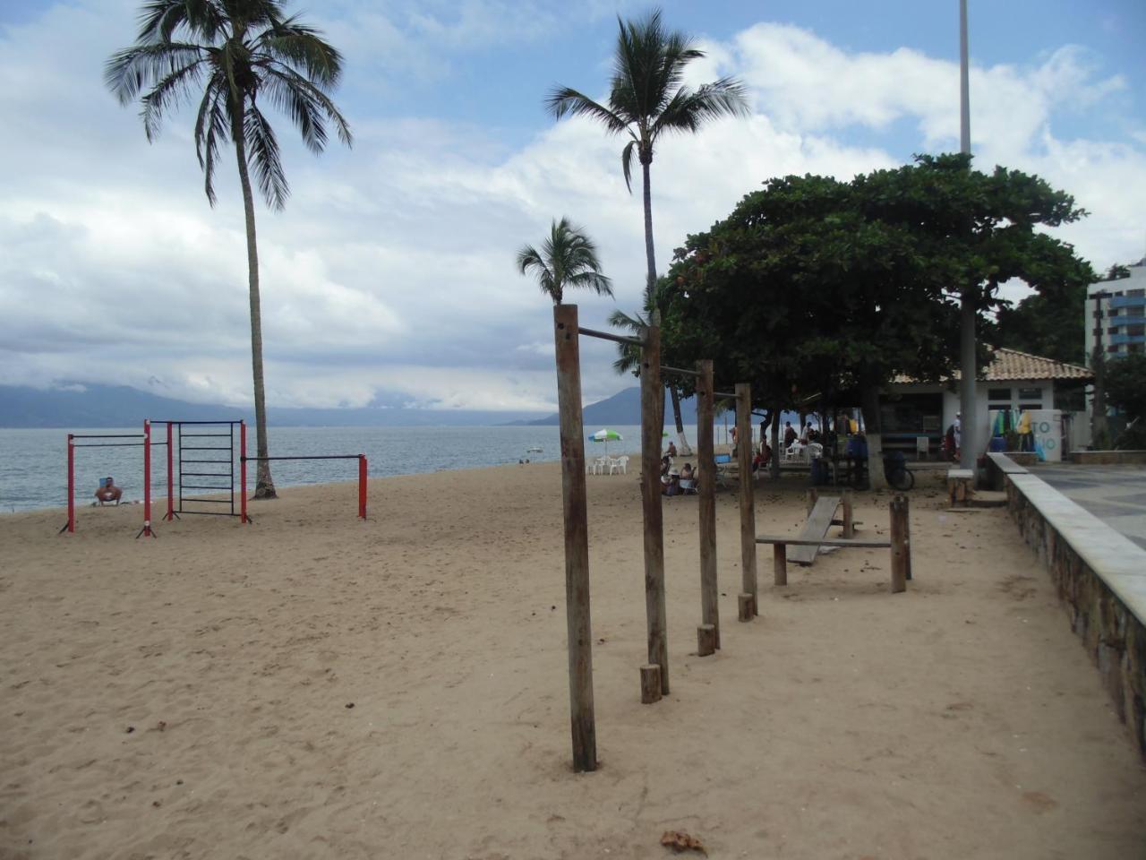 Sunny Apartamentos De 1 E 2 Dormitorios Na Martin De Sa Proximo A Praia Caraguatatuba Dış mekan fotoğraf