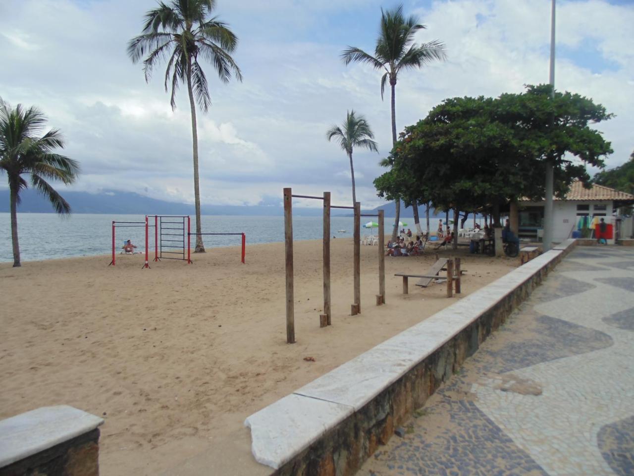 Sunny Apartamentos De 1 E 2 Dormitorios Na Martin De Sa Proximo A Praia Caraguatatuba Dış mekan fotoğraf